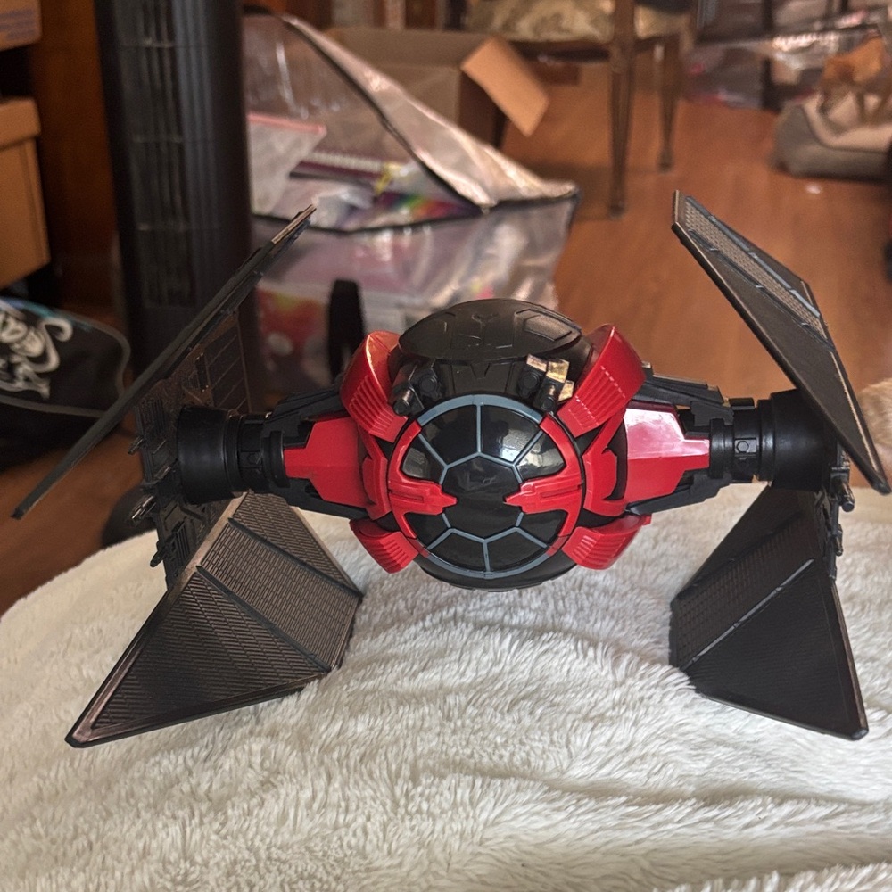 Star Wars Kylo REN TIE Fighter Model / Mug